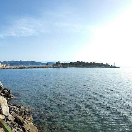 Simply Meraki Gytheian Apt With Panoramic Sea View Гитио Екстериор снимка